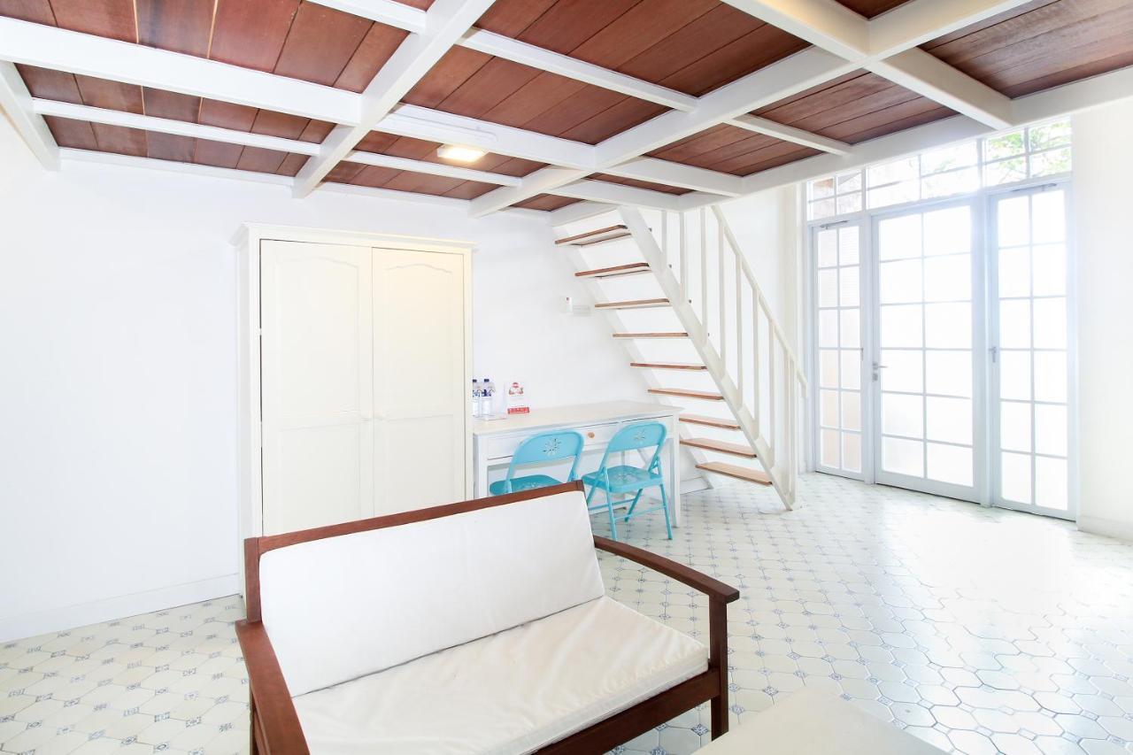 סוראבאיה Oyo 204 Blessing Residence מראה חיצוני תמונה